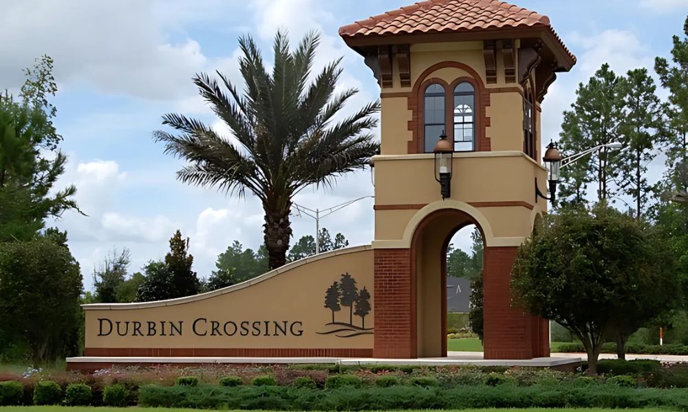 Durbin Crossing community in Fruit Cove, FL with amenities and lakes
